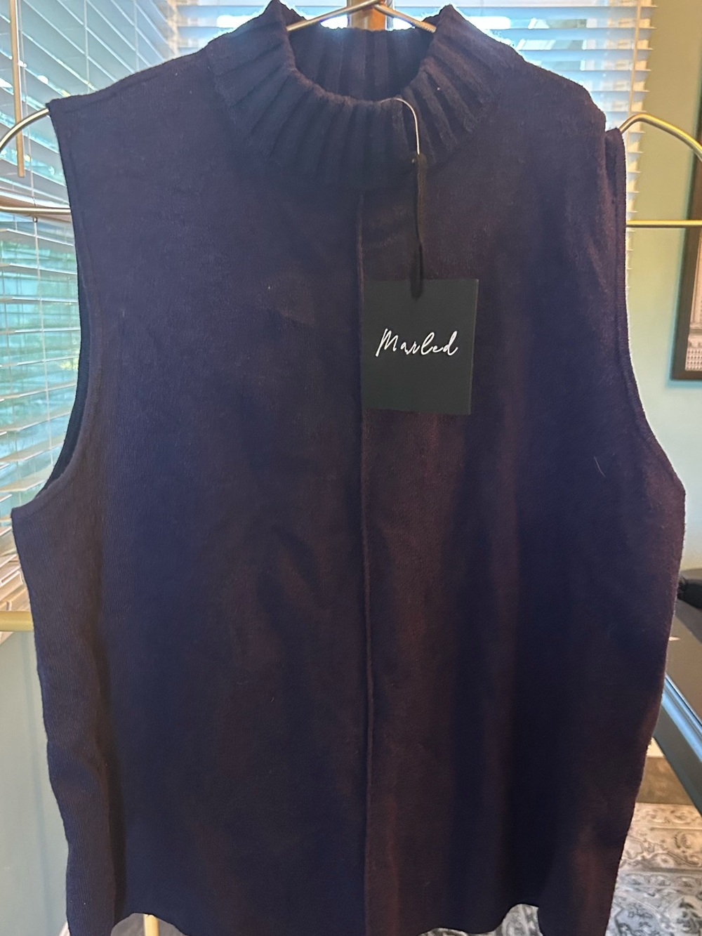 Marled Woman’s Sleeveless Knit Vest - Deep Navy NWT size L
